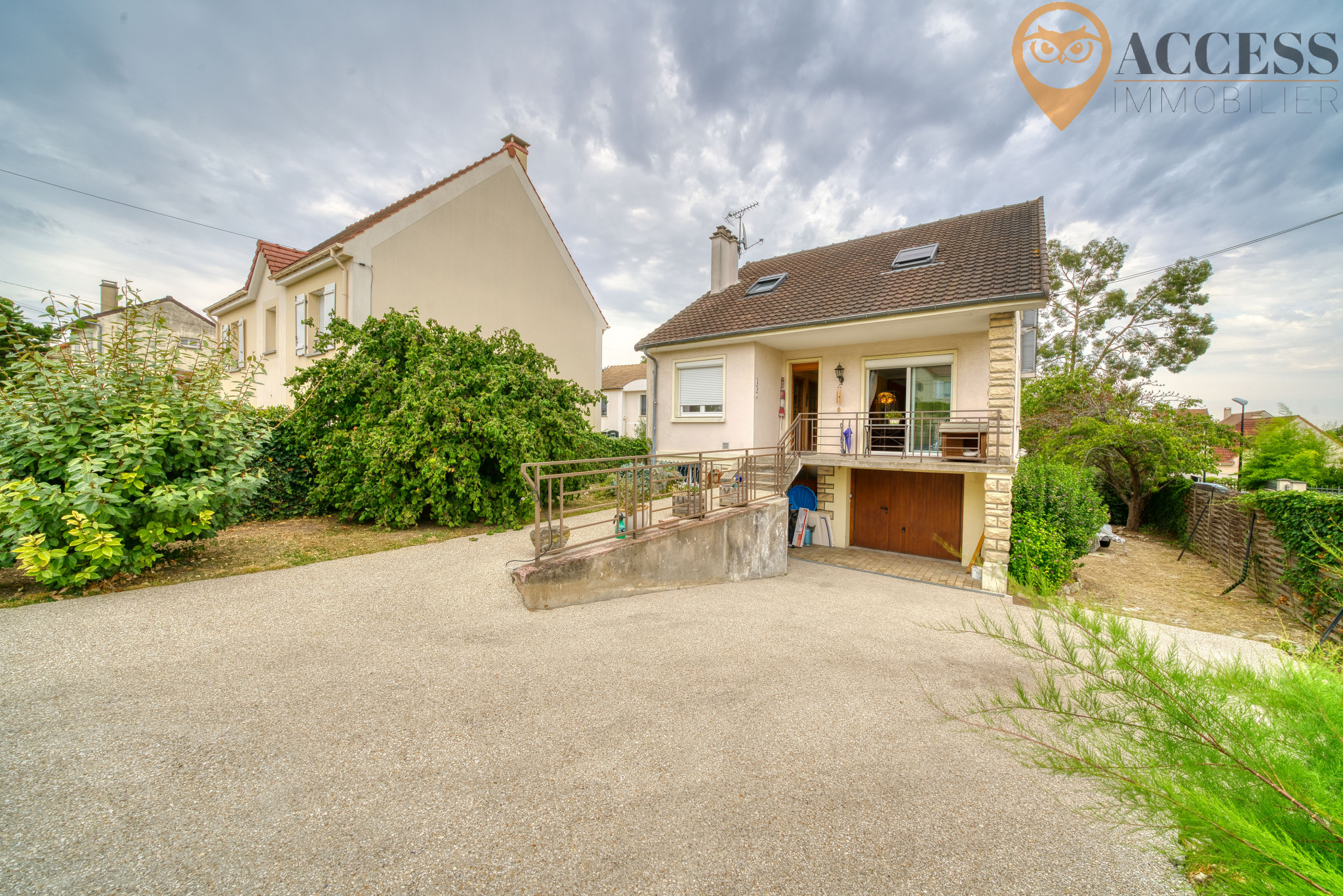 Vente GROSLAY La Maison Pour Toute Votre Famille