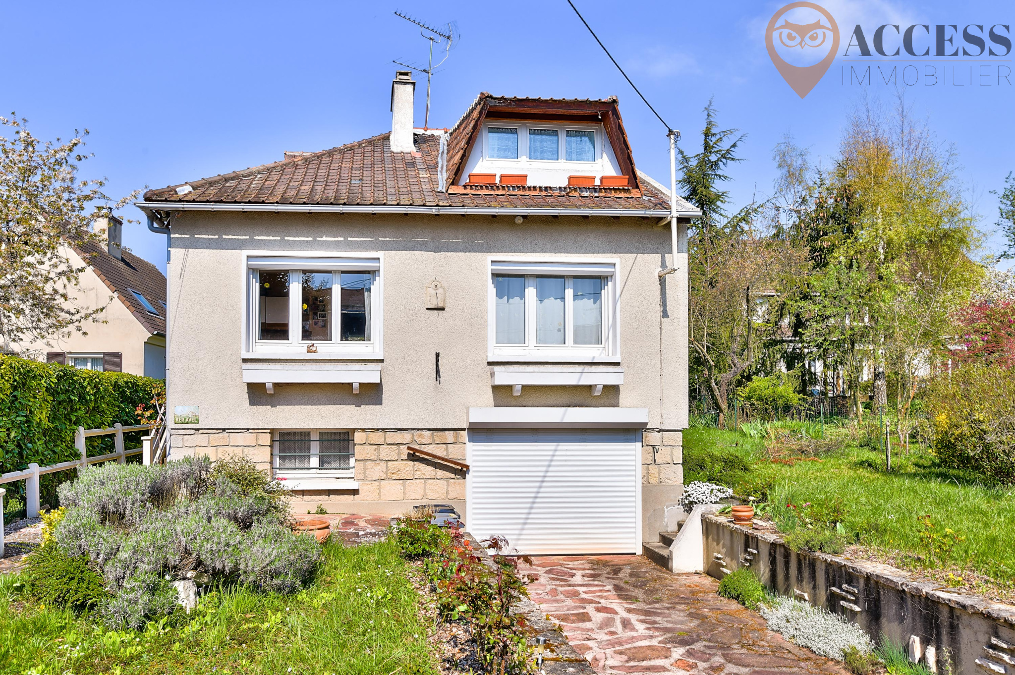 Vente SARCELLES VILLAGE - Maison 5 pièces, 450m2 de terrain!